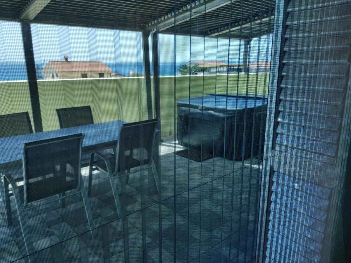 Yellow Cube Kožino エクステリア 写真